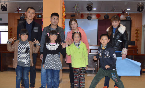 150413成长路上有风雨，我们携手快乐前行1019.jpg